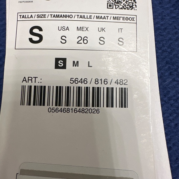 Zara sweater - Picture 2 of 2